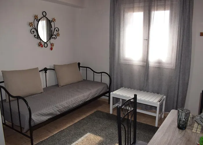 Christina's House Апартаменты Alepou